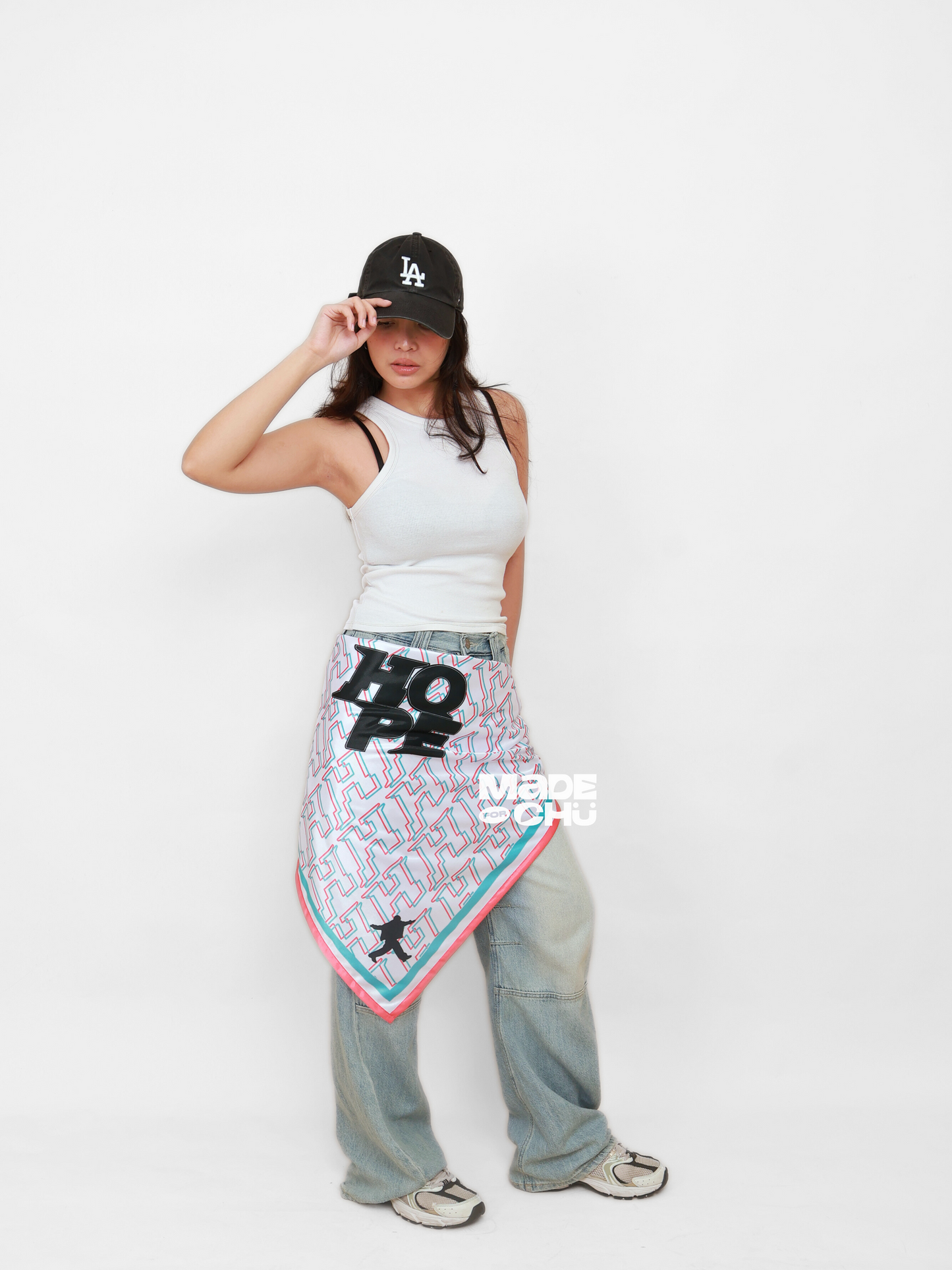 PRE-ORDER: HOTS SCARF - WHITE